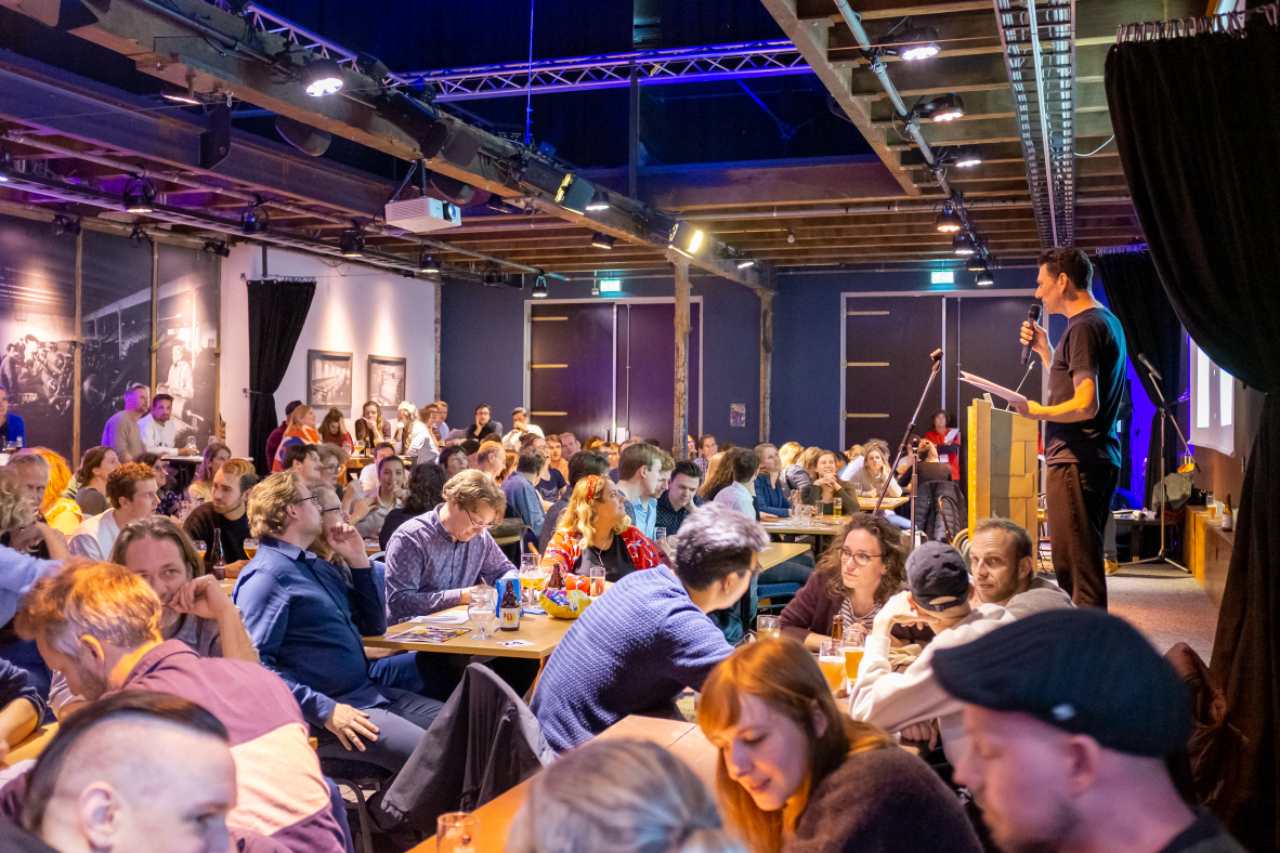 Sfeerbeeld van LIFF FilmQuiz 2021 in Scheltema Leiden