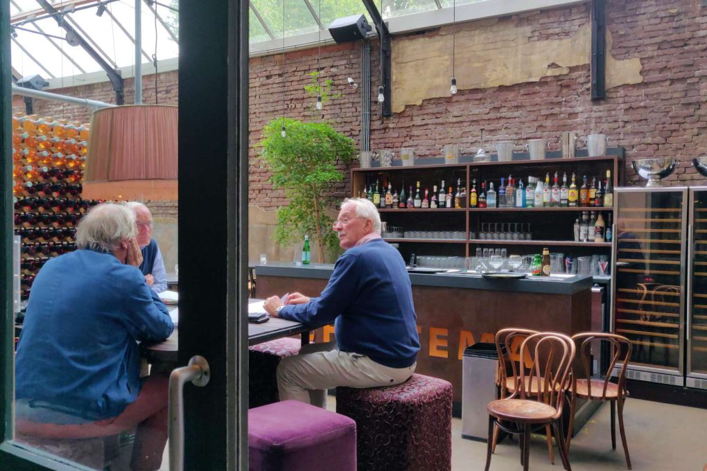 Vergadering-in-Scheltema-Leiden.jpg